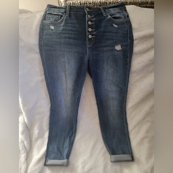 Flying Monkey Denim - Flying Monkey Blue Skinny Jeans with Vintage Fading Sz 32